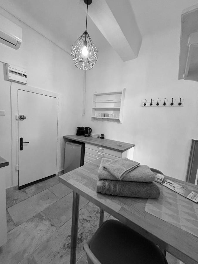 Agapee Apartment Aix-en-Provence Ngoại thất bức ảnh
